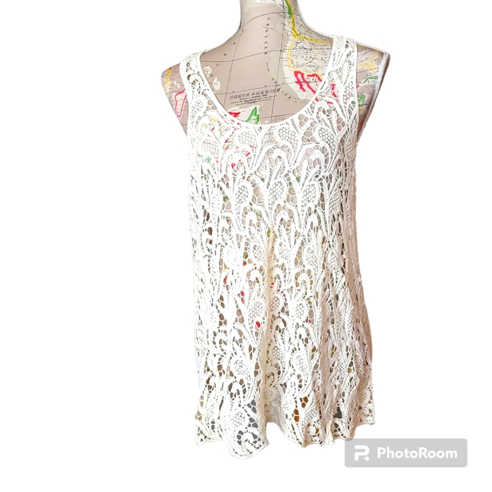Anthropologie x Solitaire Size Small Cream Racerback Sheer Lace Tank Top